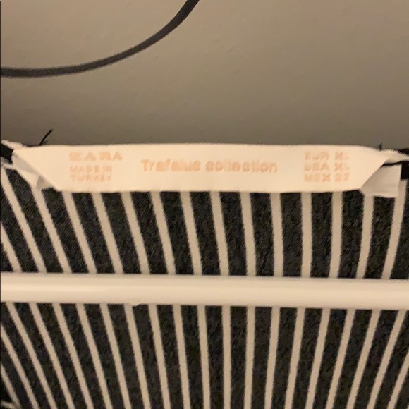 💕 2 for 15 💕Black and white striped blouse Zara - Picture 2 of 2